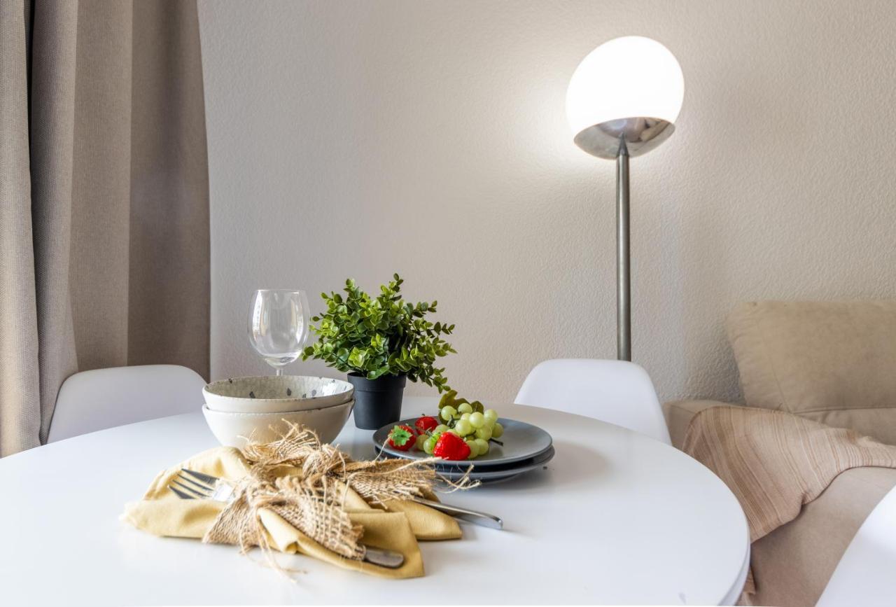 Apartamentos Alboran-Arysal サロウ エクステリア 写真