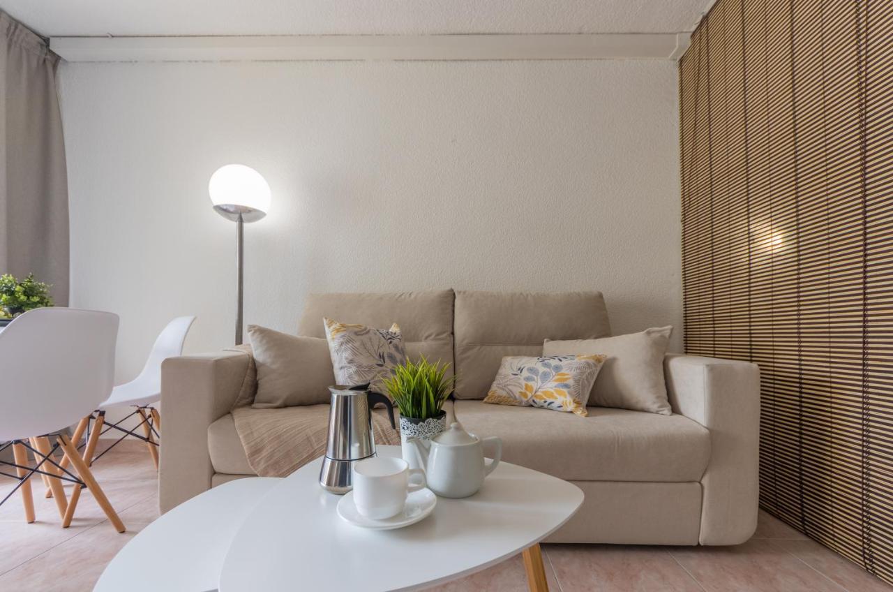 Apartamentos Alboran-Arysal サロウ エクステリア 写真