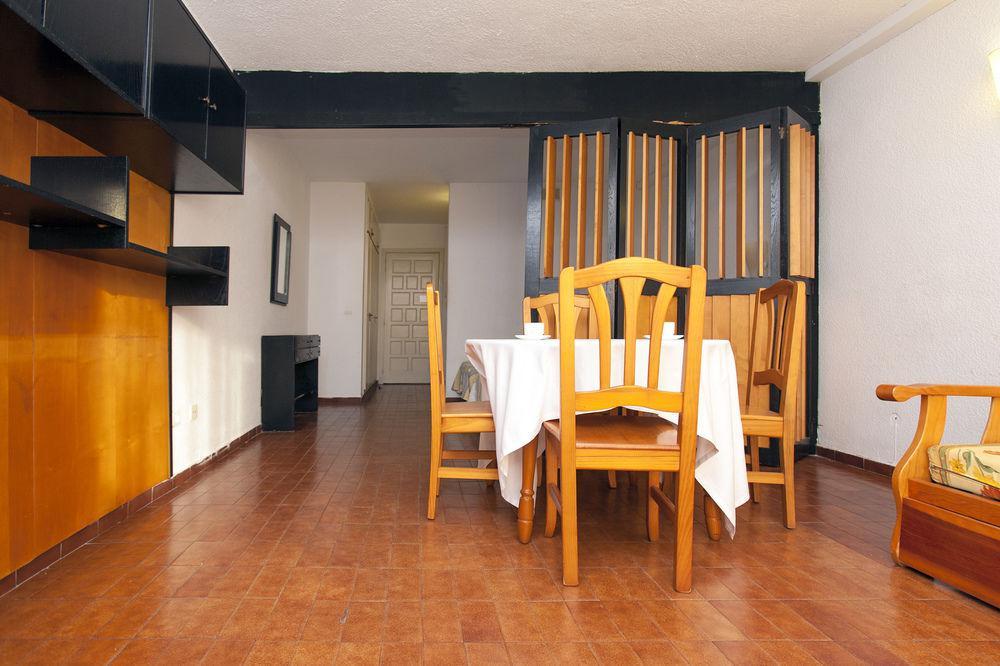 Apartamentos Alboran-Arysal サロウ エクステリア 写真