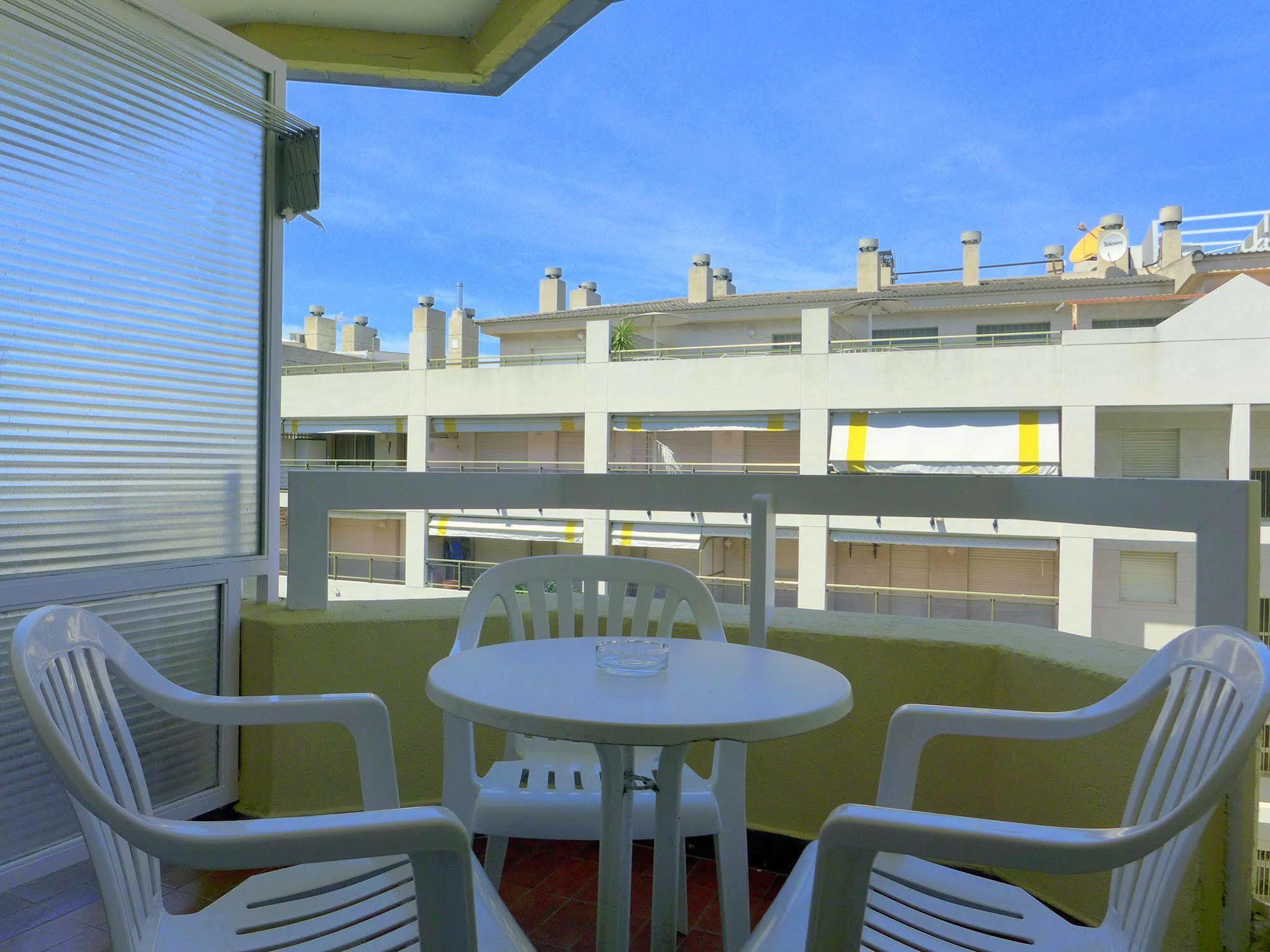 Apartamentos Alboran-Arysal サロウ エクステリア 写真